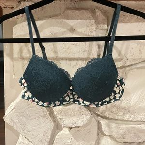 Gap Body Favorite Demi Plunge Bra